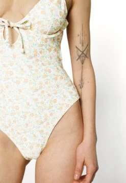 Billabong Aint She Sweet Tanlines 1Piece - Badpak - Salt Crystal -Billabong 272e5a69030c4399b77d77042a6ec347