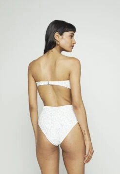Billabong Sweet Tanlines - Bikinitop - Salt Crystal -Billabong 40a0d76f81c344b885ff4071114f6195