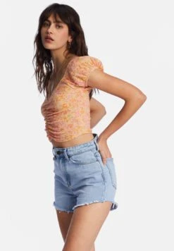 Billabong Pretty Sweet Crop- Blouse - Peach Punch 9 Billabong Pretty Sweet Crop- Blouse - Peach Punch -Billabong 602b82ba655b49d4a7cfd8719ff8d04e