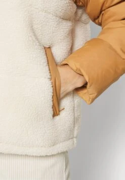 Billabong January - Winterjas - Caramel 17 Billabong January - Winterjas - Caramel -Billabong 7d1ee8c2b8b14532bdecc5ed0142aef2