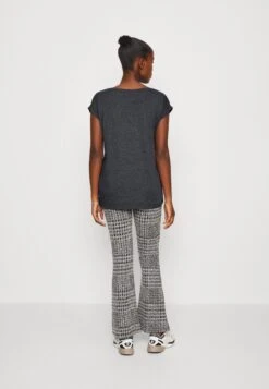 Billabong All Night - T-Shirt Print - Off Black -Billabong 80ea51bbbc5d45fa97dab30176d5ae23