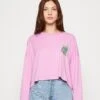 Billabong Beach Boyfriend Crop - Longsleeve - Bright Orchid