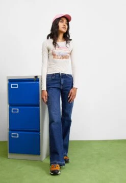 Billabong Day Dream AwayTees Anw - Longsleeve - Antique White -Billabong 9b0165a366064d91b98c9f7b76399271