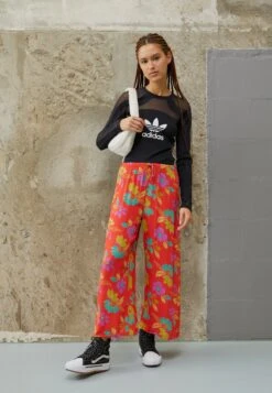 Billabong -Billabong a8fecce975974e82a562bb0b55be1be4