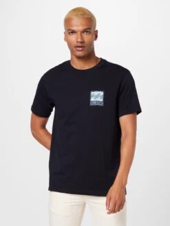 Billabong T-shirts Shirt STAMP Heren Zwart -Billabong d4a193e7fcb4a4bd665561856607a8ab