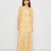 Billabong Spellbound Maxi - Maxi-Jurk - Golden Peach -Billabong e61d0976a0684729b49467f759b8fe96