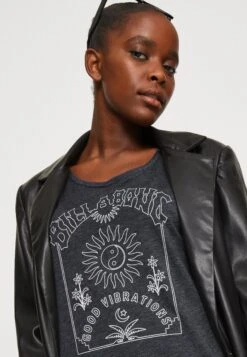 Billabong All Night - T-Shirt Print - Off Black -Billabong e8742f7927f54c39b62360846ec33020